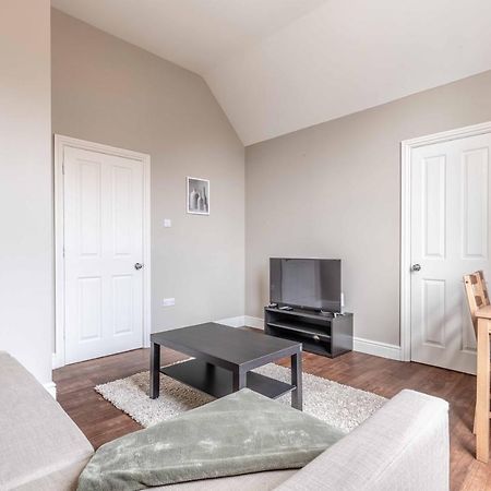 Cosy Central Windsor Apartment & Free Parking! Eksteriør bilde